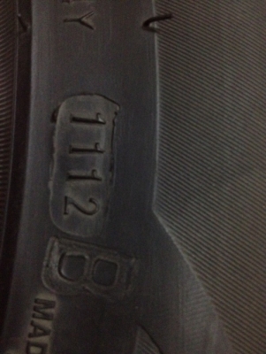 ขายยางปี 12 Neuton 195-65-15 4 เส้น ราคา 4800 ดอกเยอะ