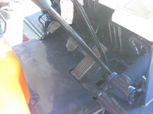 ขายรถยกFORKLIFT TOYOTA 5FD25 E.1Zเครื่องยนต์ดีเซล ล้อคู่ มีงาสาม พร้อมใช้งาน