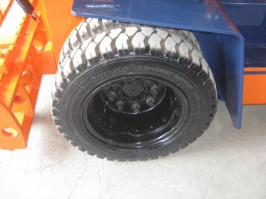 ขายรถยกFORKLIFT TOYOTA 5FD25 E.1Zเครื่องยนต์ดีเซล ล้อคู่ มีงาสาม พร้อมใช้งาน