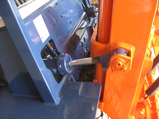 ขายรถยกFORKLIFT TOYOTA 5FD25 E.1Zเครื่องยนต์ดีเซล ล้อคู่ มีงาสาม พร้อมใช้งาน