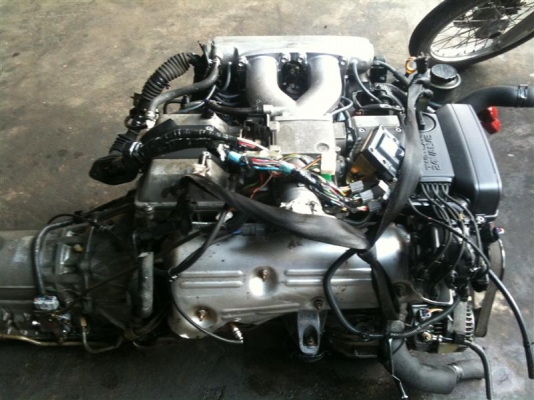 ขาย 1 J พร้อมเกียร์ ออโต้ 2500 CC. อุปกรณ์ครบ ไม่รวมส่ง