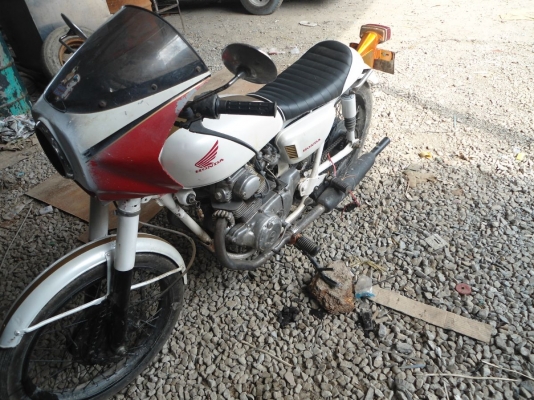 HONDA CD 175 CC  2ท่อ มีทะเบียน  ลดได้ ร้อนเงิน