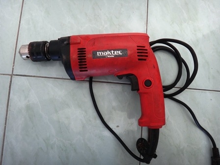 สว่าน Maktec MT813 ราคาถูกๆมากๆ สว่าน Maktec MT813 ราคาถูกๆมากๆ