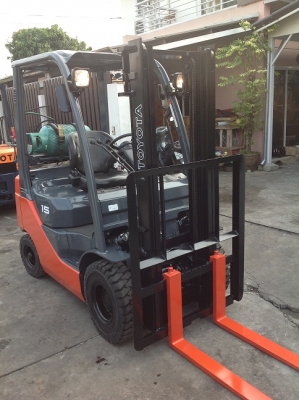 ขาย ฟอล์คลิฟต์ 1.5 ตัน TOYOTA 8FG15 AUTO รถปี 2006 ขาย ฟอล์คลิฟต์ 1.5 ตัน TOYOTA 8FG15 AUTO รถปี 2006