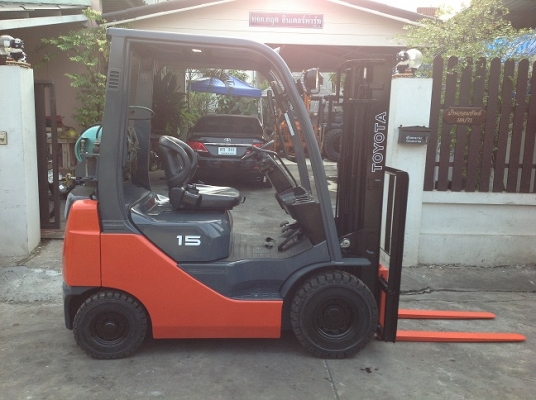 ขาย ฟอล์คลิฟต์ 1.5 ตัน TOYOTA 8FG15   AUTO รถปี 2006