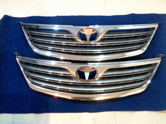 กระจังหน้า แคมรี่ ปี 2006 ขึ้นไป อันล่ะ  1,200 บาท Tel.085-150-9040