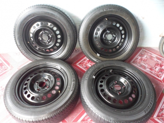 กระทะเหล็กสวยๆพร้อมยางขอบ15" ใส่ 4รู100 ( 3,000บาท )