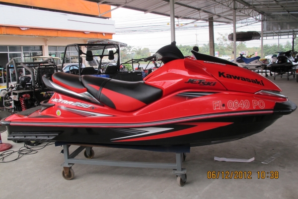 -ผ่อนได้- ขาย KAWASAKI ULTRA 250 X ปี 2007 เรือนำเข้า
