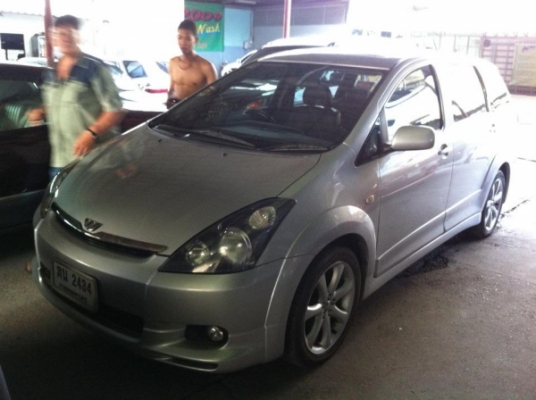 ขายโตโยต้าWISH ปี04 ตัวtopมีซันรูฟรถมือเดียวสวย