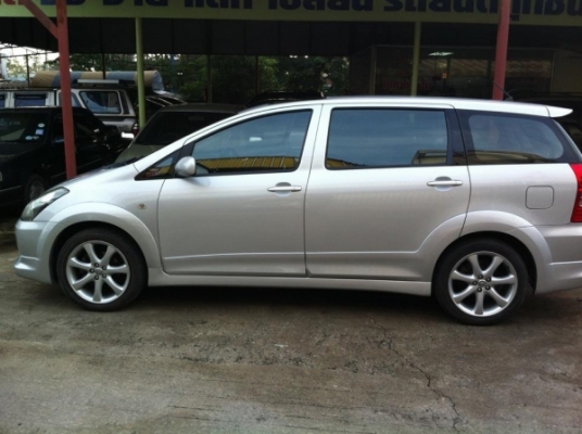 ขายโตโยต้าWISH ปี04 ตัวtopมีซันรูฟรถมือเดียวสวย