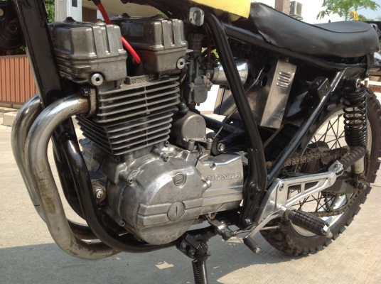 __NU-RANGSIT____ขาย CLUBMAN250 ประกอบใหม่มือ 1  ของเเต่งเเท้ 34000 ต่อรองได้ครับ