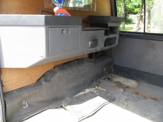 รถตู้ ยี่ห้อ NISSAN ขนาด 85 แรงม้า รถมีเอกสารพร้อมโอน รถตู้ ยี่ห้อ NISSAN ขนาด 85 แรงม้า รถมีเอกสารพร้อมโอน