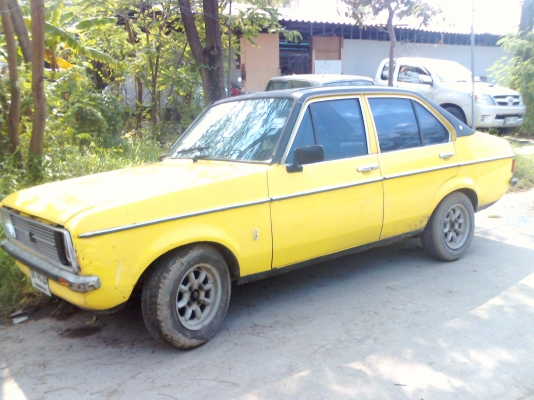 ขาย frod escort mk2 / 1978 /4 ประตูหน่อยครับลดราคาแล้วครับ