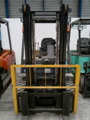 ขายรถฟอร์คลีฟท์ TCM FD25T3 เสา 3เมตร เกียร์ออโต้ปี2011, 87ชม. รถนอกนำเข้า สวยราคาไม่แพงครับติดต่อ มานะ 085-9049669