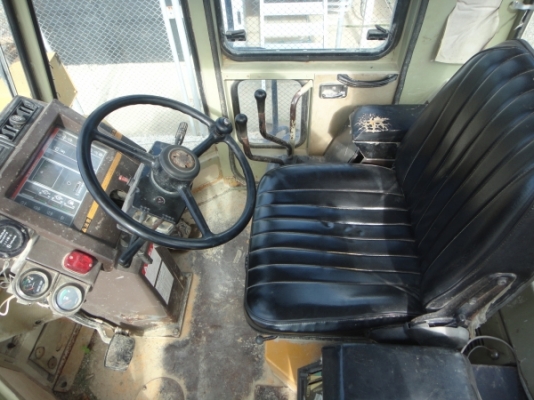 ขายด่วน!..รถตักล้อยาง KOMATSU WA300-1.