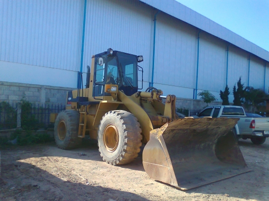 ขายด่วน!..รถตักล้อยาง KOMATSU WA300-1.