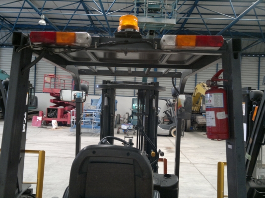 ขายรถฟอร์คลีฟท์ TCM FD25T3 เสา 4350m. เกียร์ออโต้ปี2005, 5409ชม. รถนอกนำเข้า ติดต่อ มานะ 085-9049669