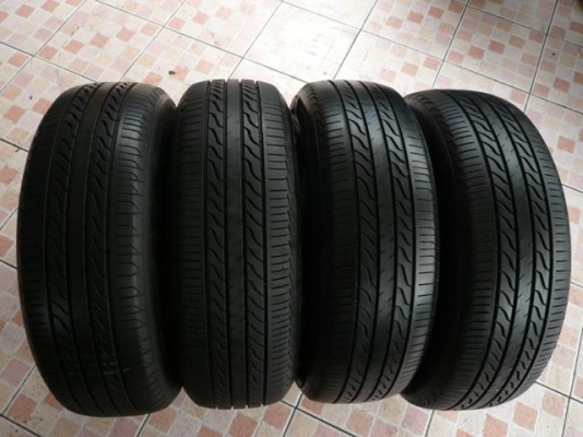 ขายยาง MICHELIN LC---195-65-15---ดอกเเพียบ (1ชุด)