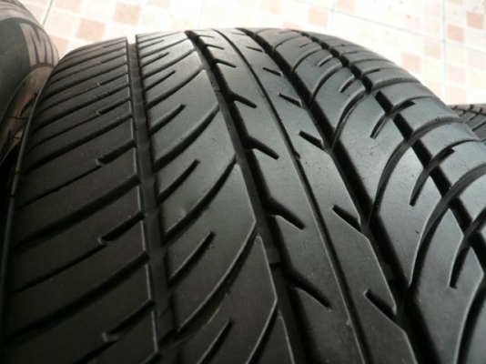 ขายยาง MICHELIN VIVACY 215-60-16 ปี3411 (1ชุด) ขายยาง MICHELIN VIVACY 215-60-16 ปี3411 (1ชุด)
