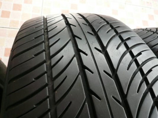 ขายยาง MICHELIN VIVACY 215-60-16 ปี3411 (1ชุด) ขายยาง MICHELIN VIVACY 215-60-16 ปี3411 (1ชุด)