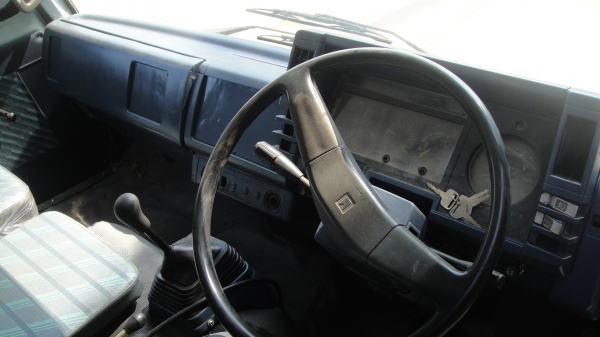 ISUZU ROCKY รถห้างแท้ FTR เครื่อง175แรง เครน UNIC 3ตัน ISUZU ROCKY รถห้างแท้ FTR เครื่อง175แรง เครน UNIC 3ตัน