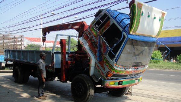 ISUZU ROCKY รถห้างแท้ FTR เครื่อง175แรง เครน UNIC 3ตัน ISUZU ROCKY รถห้างแท้ FTR เครื่อง175แรง เครน UNIC 3ตัน