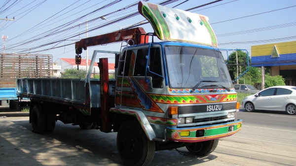 ISUZU ROCKY รถห้างแท้ FTR เครื่อง175แรง เครน UNIC 3ตัน ISUZU ROCKY รถห้างแท้ FTR เครื่อง175แรง เครน UNIC 3ตัน