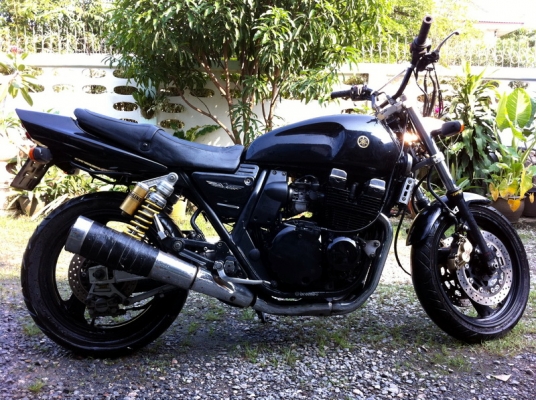 xjr 400 ปั้มคู่หน้าBrembo .