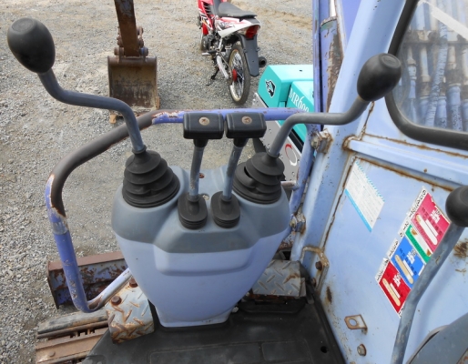 ขายรถขุด KOMUTSU PC 288 UU-2E เก่านอกพร้อมใช้งาน