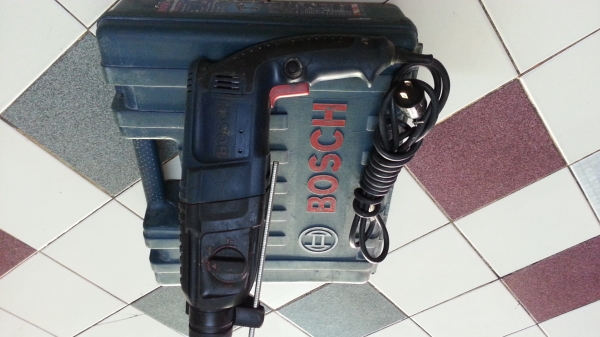ขายสว่านโรตารี่ยี่ห้อBOSCHทำงาน3ระบบพร้อมใช้งานพร้อมกล่อง