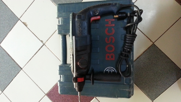 ขายสว่านโรตารี่ยี่ห้อBOSCHทำงาน3ระบบพร้อมใช้งานพร้อมกล่อง