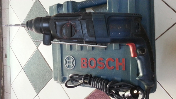 ขายสว่านโรตารี่ยี่ห้อBOSCHทำงาน3ระบบพร้อมใช้งานพร้อมกล่อง