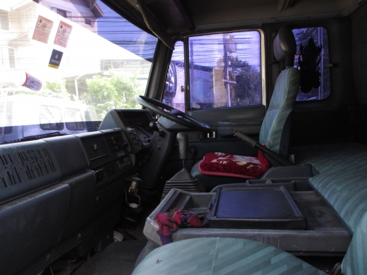 ขาย 10ล้อ ISUZU Rocky 1 เพลา 195 แรง ตู้เปียก สภาพสวยตามรูป ขาย 10ล้อ ISUZU Rocky 1 เพลา 195 แรง ตู้เปียก สภาพสวยตามรูป