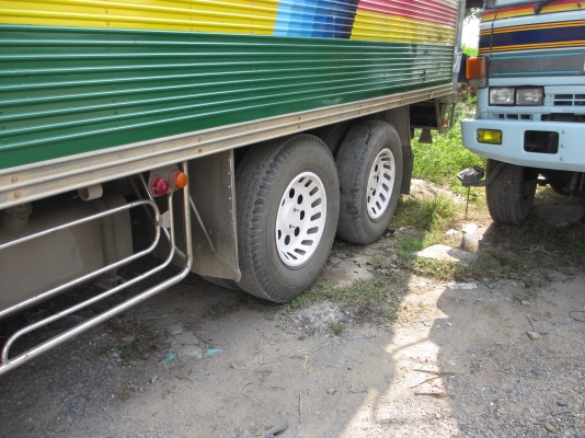 ขาย 10ล้อ ISUZU Rocky 1 เพลา 195 แรง ตู้เปียก สภาพสวยตามรูป ขาย 10ล้อ ISUZU Rocky 1 เพลา 195 แรง ตู้เปียก สภาพสวยตามรูป