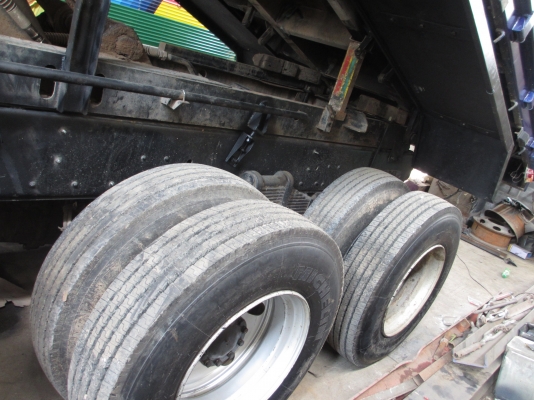 ขาย DECA FXZ 2 เพลาดั้ม มีลำโพง ปลายปี 53รถห้างแท้ ออกปลายปี 53พร้อมขาย เอกสารครบ