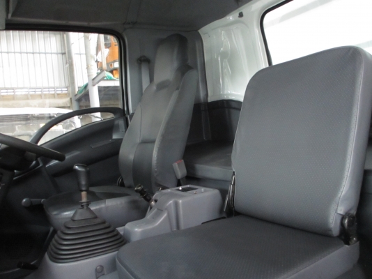 ขาย DECA FXZ 2 เพลาดั้ม มีลำโพง ปลายปี 53รถห้างแท้ ออกปลายปี 53พร้อมขาย เอกสารครบ