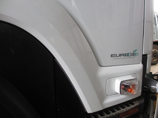 ขาย DECA FXZ 2 เพลาดั้ม มีลำโพง ปลายปี 53รถห้างแท้ ออกปลายปี 53พร้อมขาย เอกสารครบ