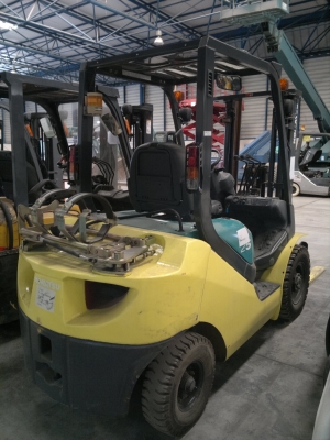 ขายรถฟอร์คลีฟท์ KOMATSU FG25T-16 เสา3 เมตรออโต้ รถนอกนำเข้า ติดต่อ มานะ 085-9049669