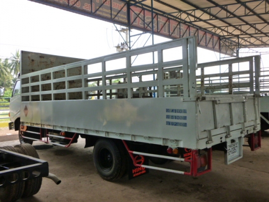 แสงฟ้าเต้นรถ/////จำหน่ายรถ6ล้อ HINO-KM779 เครื่อง117.แรง กระบะเหล้กทั้งหมด ยาว 5.50 ม.