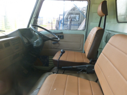 แสงฟ้าเต้นรถ/////จำหน่ายรถ6ล้อ HINO-KM779 เครื่อง117.แรง กระบะเหล้กทั้งหมด ยาว 5.50 ม.