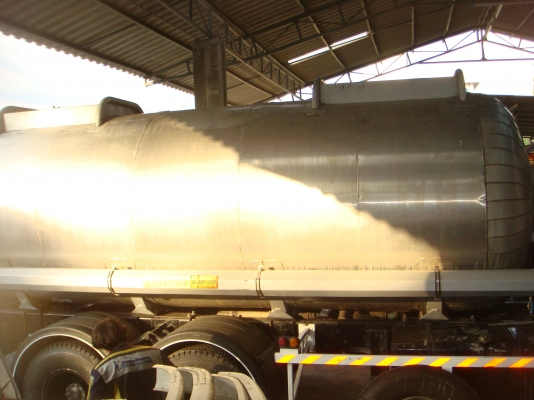 ISUZU-DEGA-FXZ-270-HP-10ล้อ-2 เพลา-บรรทุก-น้ำมันพืช-สภาพสวยจัด