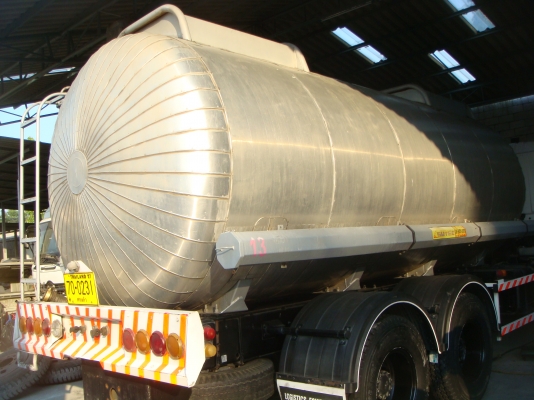 ISUZU-DEGA-FXZ-270-HP-10ล้อ-2 เพลา-บรรทุก-น้ำมันพืช-สภาพสวยจัด