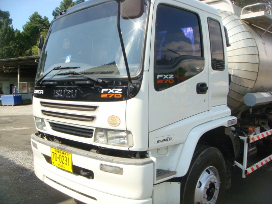 ISUZU-DEGA-FXZ-270-HP-10ล้อ-2 เพลา-บรรทุก-น้ำมันพืช-สภาพสวยจัด