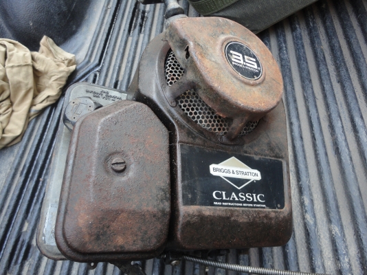 เครื่องยนต์เครื่องตัดหญ้าแบบเดินตาม