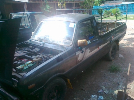 ขายมาสด้าเล็กสี่เกียร์ปีไหนไม่ทราบดูไม่เป็นเก่าแบบนี้ปีไม่สำคัญหรอกมั้ง เอาไปใช้งาน เครื่องดีมากช่วงล่างดีสีเดิมเก่าตามสภาพพร้อมใช้งาน รับประกันว่าเครื่องดี สีพอได้ ขายถูกมากๆทะเบียนพร้อมโอน(ดูประกาศอื่นๆทั้งหมดของผมคลิกที่ไต้ชื่อผมนะคับ)