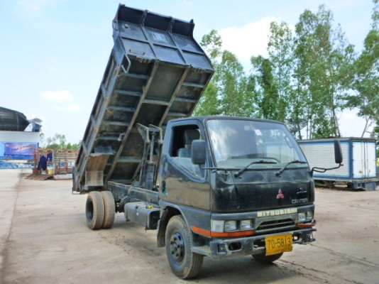 แสงฟ้าเต้นรถ/////จำหน่ายรถ มิตรซุแคนเตอร์ 110แรง ดั้มดินยาว 3.70 เมตร