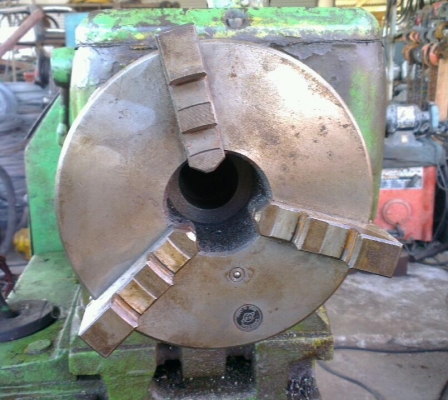 ขายแท่นกลึง 4 ฟุต 2 เพลา เครื่องแน่น หัวจับใหม่ พร้อมใช้งาน นครปฐม