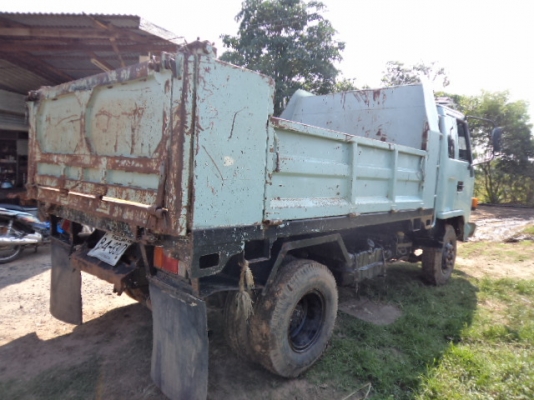 ขายรถ6ล้ออีซูซุร็อกกี้ดั้ม175แรง สภาพดีพร้อมใช้งานคับ