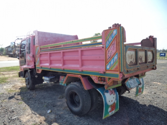 ขายรถ6ล้ออีซูซุเดก้าดั้ม195แรง สภาพสวยๆพร้อมใช้งาน