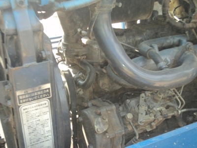 รถไถคันนี้ราคาจบเท่าไรผมขอ1000 เป็นรถพี่น้องกันราคาไปคุยกันเองครับบ้านเขาอยู่ไม่ไกลจากบ้านผม(รถอยู่ไกลๆ อ.ด่านช้างสุพรรณ)